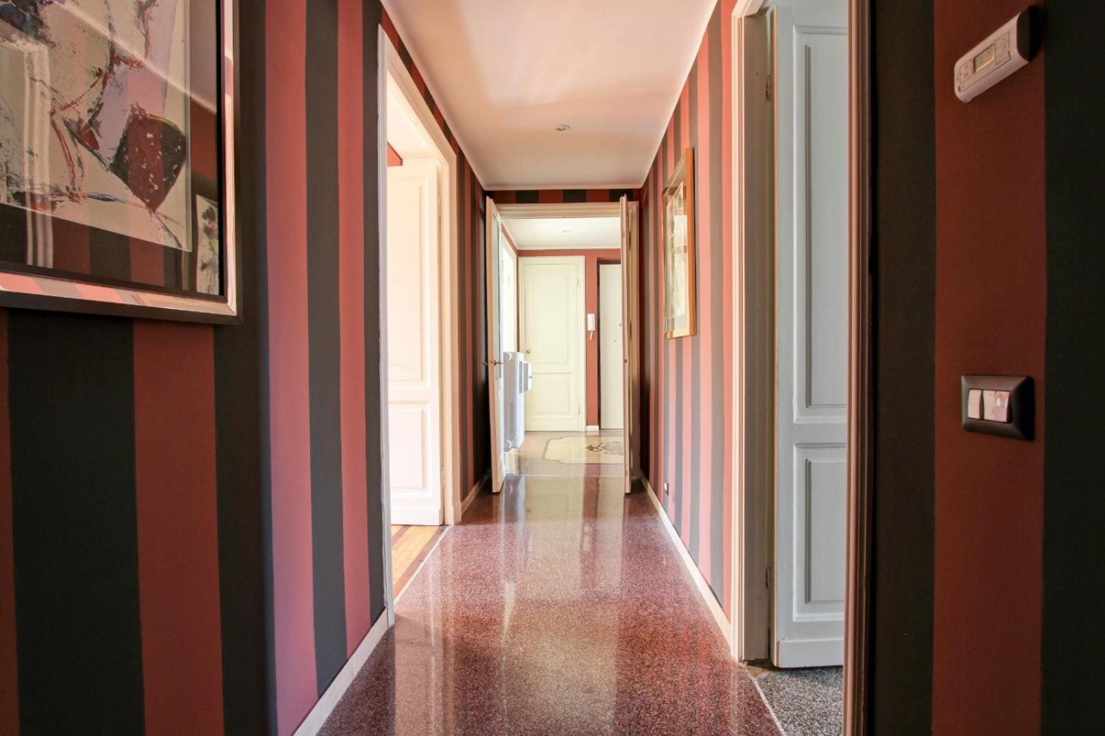 Tibullo ,Classico Ed Elegante Appartamento Rome Exterior photo